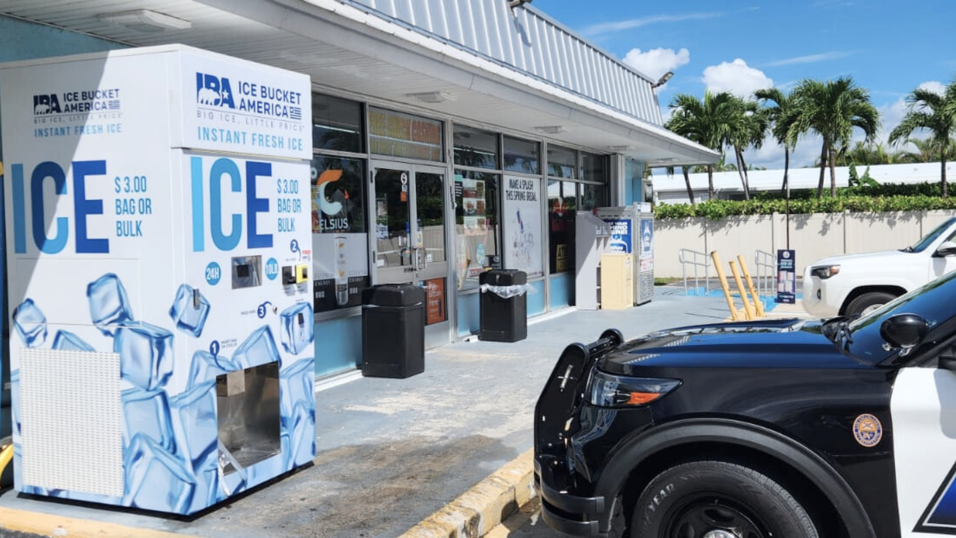 Why Ordering Ice Vending Machines Early Secures Your Summer Success